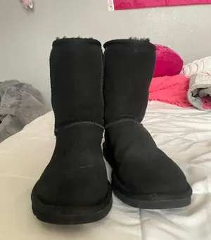 UGG Boots thumbnail 4