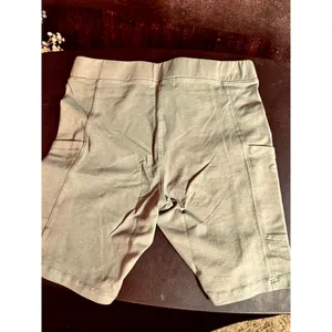 Monrow Biker Shorts w/Hip Pockets Olive - size M thumbnail 10