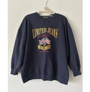 Vintage 90s Limited Jeans Worldwide Crewneck Sweatshirt Size Small thumbnail 1