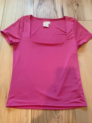 Live In The Moment Fuchsia Pink Square Neck Short Sleeve Tee S thumbnail 1