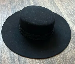 Lack of Color Black Hat thumbnail 1
