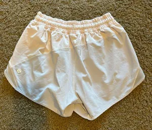 Lululemon Hotty Hot Shorts Butter Pink / Light Chrome Size 4 thumbnail 5
