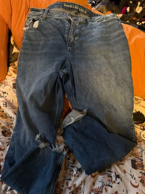 American Eagle Mom Jeans thumbnail 1