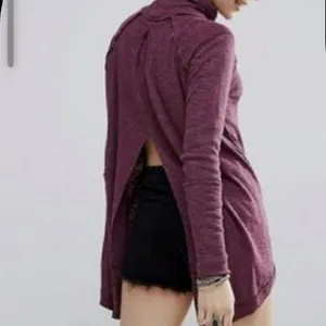 Free People Purple Size small flyaway split back turtleneck longsleeve raglan thumbnail 3