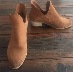 Brown suede booties thumbnail 2