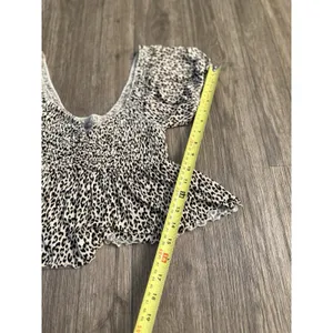 Urban‎ Outfitters Crop Top Women's M Angelo Animal Cheetah Print Smocked thumbnail 7