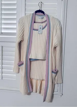 NWT 3 Piece Lounge Set Tan thumbnail 2