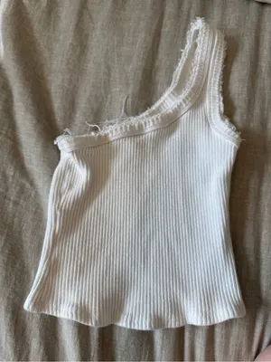 Urban Outfitters One Shoulder White Cropped Tank Top thumbnail 2