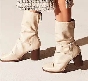 FREE PEOPLE Elle Boots Size 10 NEW Slouchy Leather Block Heel NWT/Box Beige Boho thumbnail 1