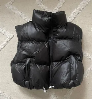 Crop Black Puffer Vest Size XS thumbnail 1