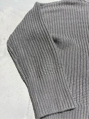 Abercrombie & fitch Cropped V-Neck knit Sweater grey taupe large thumbnail 8
