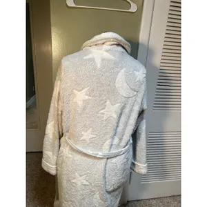 Secret Treasures Women's Sz XL 16-18 Plush Robe Light Gray White Moon Star Print thumbnail 9