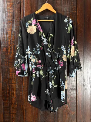 Olivaceous Floral Chiffon V-Neck Kimono Romper - Medium thumbnail 8