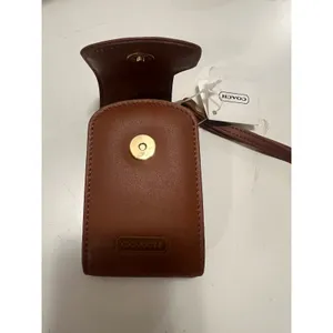 Vintage Tan Leather Coach Flip Phone Belt Carry Case Wristlet NWT thumbnail 9