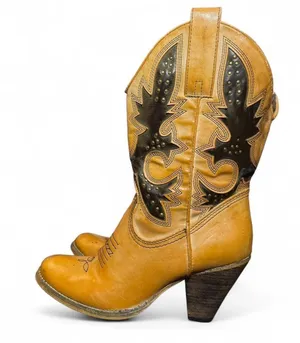 Very Volatile Western Cowboy Boots Womens 7.5 Heeled Tan Faux Leather Distressed thumbnail 1
