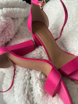 Madden Girl Hot Pink Heels thumbnail 2