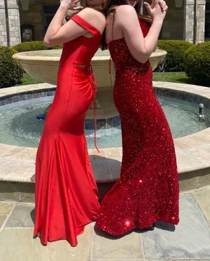 Sherri Hill Red Gown Prom Dress thumbnail 3