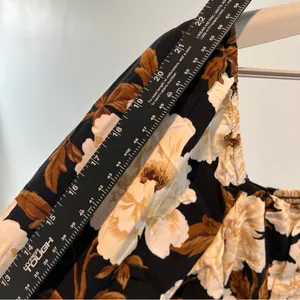 Old Navy Black and White Floral Long Sleeve Dress thumbnail 8
