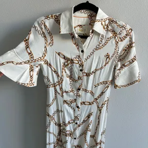 Anthropologie Maeve Short Sleeve Gold Chain Print Dress Size XXS thumbnail 4