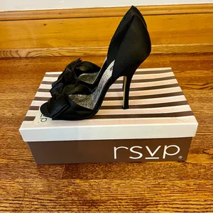 rsvp Women’s Black Satin High Heel Stiletto Pump Heels with Bow size 8 Michaela thumbnail 3