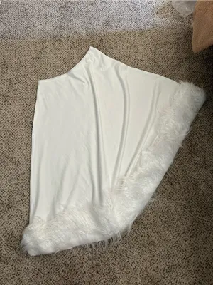 One-Shoulder Fur Trim Mini Dress - White thumbnail 2