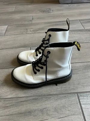 Dr. Martens White Leather Lace-Up Boots with Black Laces thumbnail 4