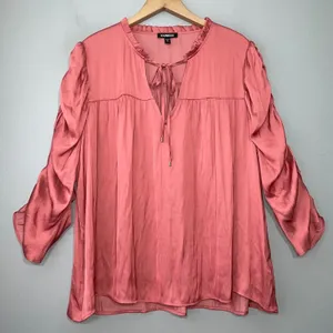 Express Size XL Silky Salmon Pink Ruched 3/4 Sleeve Top Romantic Office Siren thumbnail 4