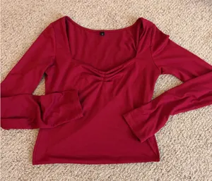 Amazon Cropped long sleeve top thumbnail 1