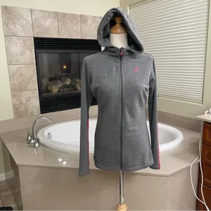 GYMSHARK Womens sz Small Light Gray Zip Pocket Thumbhole Hoodie Active Jacket‎ thumbnail 3
