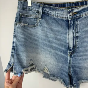 Aerie Daydream Denim Shorts Sz XL Distressed Light Wash Stretch Jean Short thumbnail 7