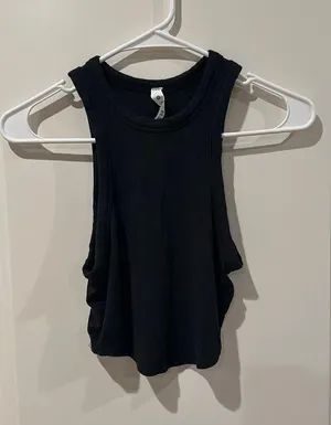 Lululemon Tank thumbnail 1