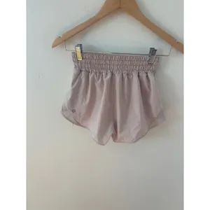 Lululemon Hotty Hot High-Rise Lined Short 2.5 Pink Athletic Running Shorts 2 thumbnail 2