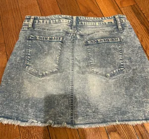 Tinseltown Crossover-Waist frayed hem Ripped Embellished Denim mini Skirt, 11 thumbnail 19