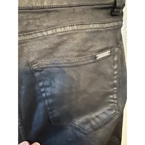 MNG Black Shiny Coated Skinny Jeans Pants Women's‎ Size 6 thumbnail 3