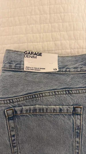 Garage low rise 90s relaxed jeans thumbnail 2