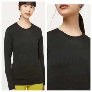 Rare Lululemon Breeze by long sleeve Lululemon across chest black size 4 thumbnail 3