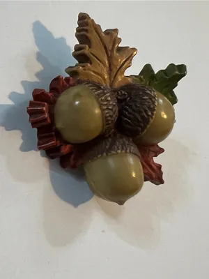 Hallmark Cards Inc. Vintage Acorn & Fall Leaves Brooch thumbnail 3
