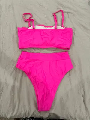Amazon Neon Pink High-Waist Bikini Set thumbnail 2
