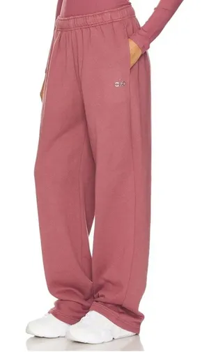 Alo Accolade Straight Leg Sweatpants Burgundy Truffle XXS thumbnail 1