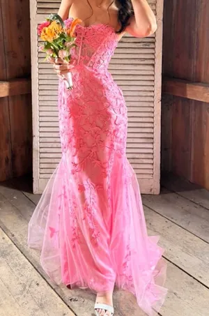Amelia Couture Prom Dress thumbnail 4