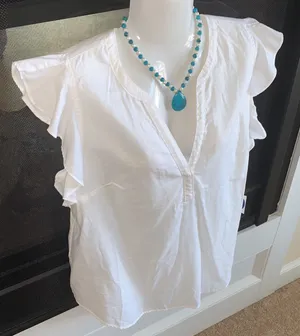 Old Navy Ruffled sleeveless top (L) thumbnail 3