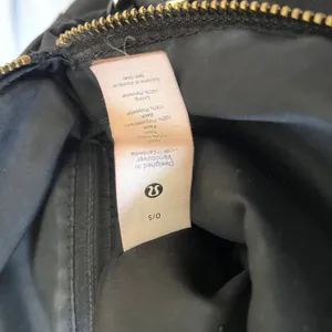 Lululemon Black All Night Festival Bag 5L Nylon Convertible Crossbody Sling FLAW thumbnail 6