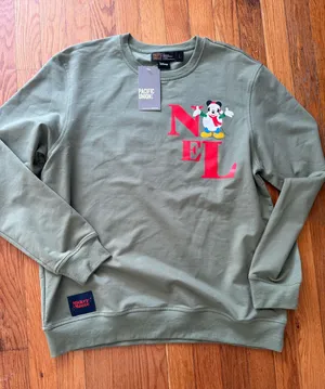 Disney Christmas Mickey  thumbnail 1
