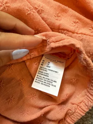 American Eagle Outfitters Coral Tie-Front Long Sleeve Crop Top thumbnail 4