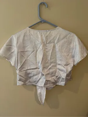 SHEIN Cream Satin Tie-Front Cropped Blouse thumbnail 4