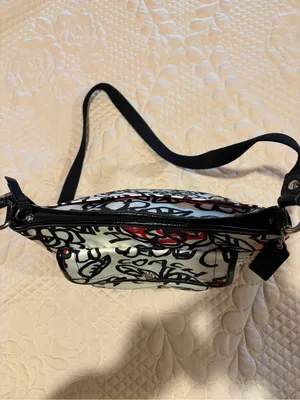 Coach Poppy Graffiti Floral Shoulder Crossbody Bag Black White Red/Pink Vintage thumbnail 6
