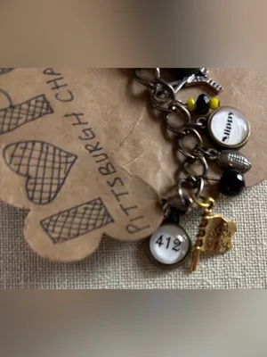 Pittsburgh Handmade Sports Themed Charm Bracelet Steelers Pirates Penguins thumbnail 3