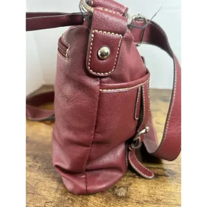 Franco Sarto Burgundy Shoulder Bag Faux Leather Zip Purse Adjustable Strap thumbnail 4