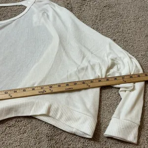 NWT PROJECT‎ SOCIAL T Ivory Cross Back Sweater Loose Fit Dolman Sleeve Women M thumbnail 5