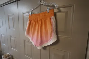 DSG ombre active shorts activewear in peach orange, white and pink size medium. thumbnail 5